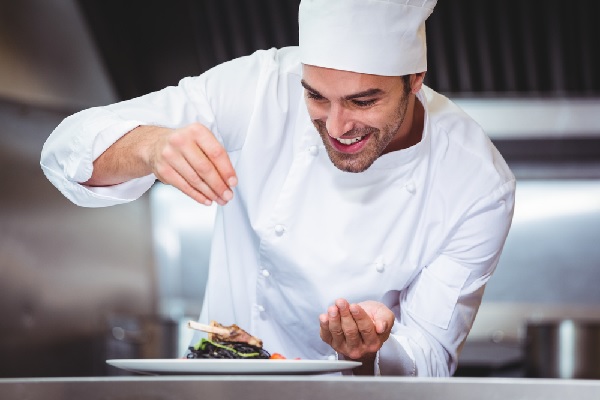 Cuisinier professionnel pour toutes vos fêtes avec déplacement